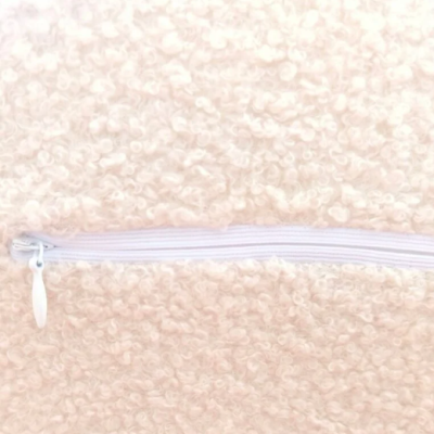 ΔΙΑΚΟΣΜΗΤΙΚΟ ΠΟΥΦ ΑΝΑΔΙΠΛΟΥΜΕΝΟ ΕΚΡΟΥ