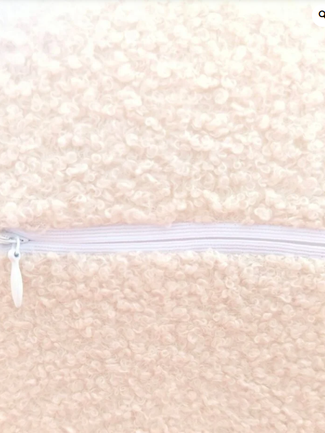 ΔΙΑΚΟΣΜΗΤΙΚΟ ΠΟΥΦ ΑΝΑΔΙΠΛΟΥΜΕΝΟ ΕΚΡΟΥ